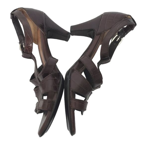 Sofft | Strappy Crocodile Texture Leather Ankle Strap Heels - Picture 4 of 11